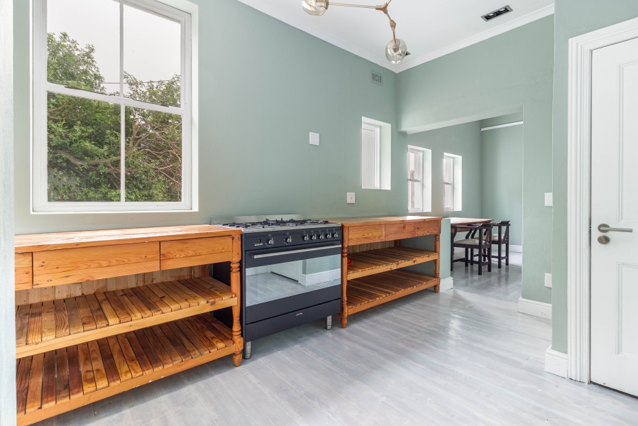 To Let 2 Bedroom Property for Rent in Sea Point Western Cape